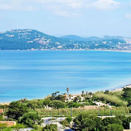 ヴィラ Penelope By Interhome イエール