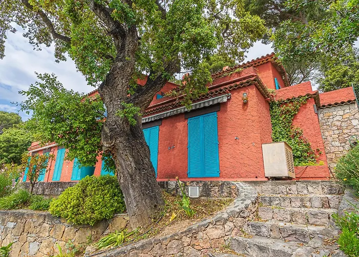 Penelope By Interhome *