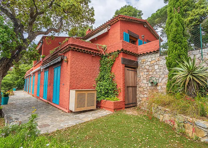 Penelope By Interhome イエール